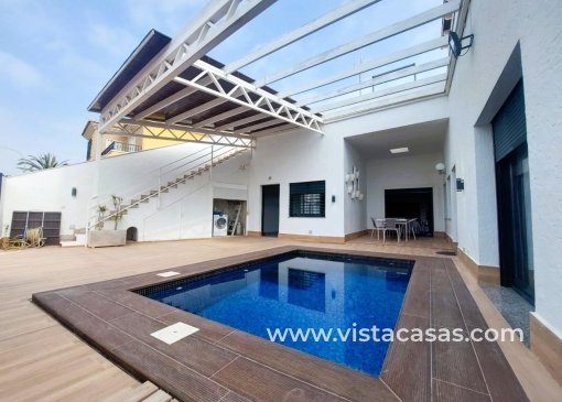 Chalet - Venta - Pilar de la Horadada - V-70975