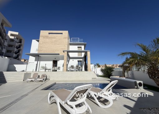 Chalet - Venta - Villamartin - V-71915