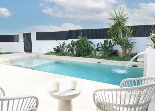 Villa - New Build - Banos y Mendigo - V-26099