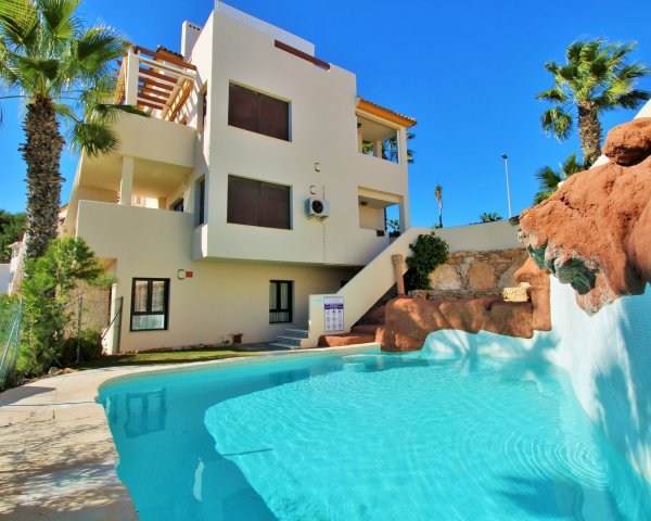 Vistacasas 5-star buyer review from Las Ramblas Golf