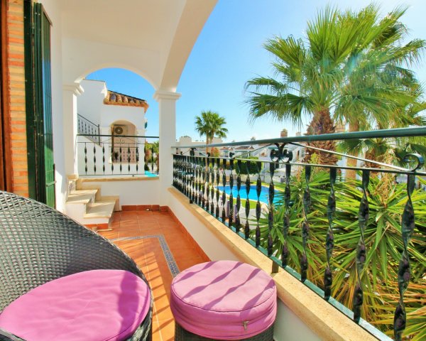Paul Booth, happy holiday home buyer in Pau 8, Villamartin