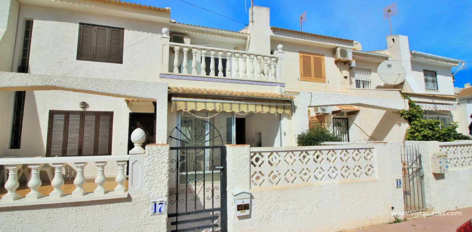 Townhouse for sale La Rosaleda Torrevieja front