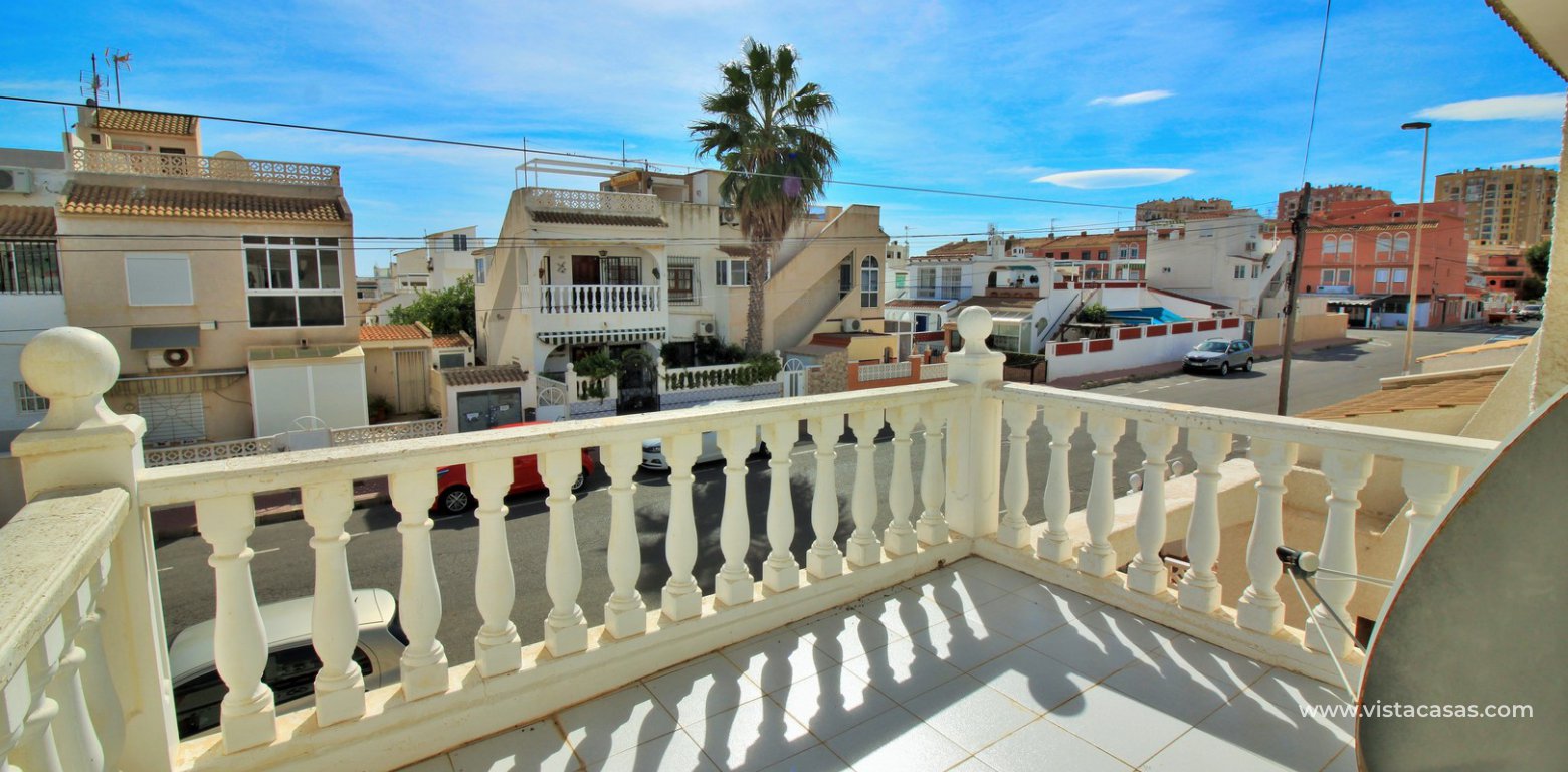 Townhouse for sale La Rosaleda Torrevieja balcony