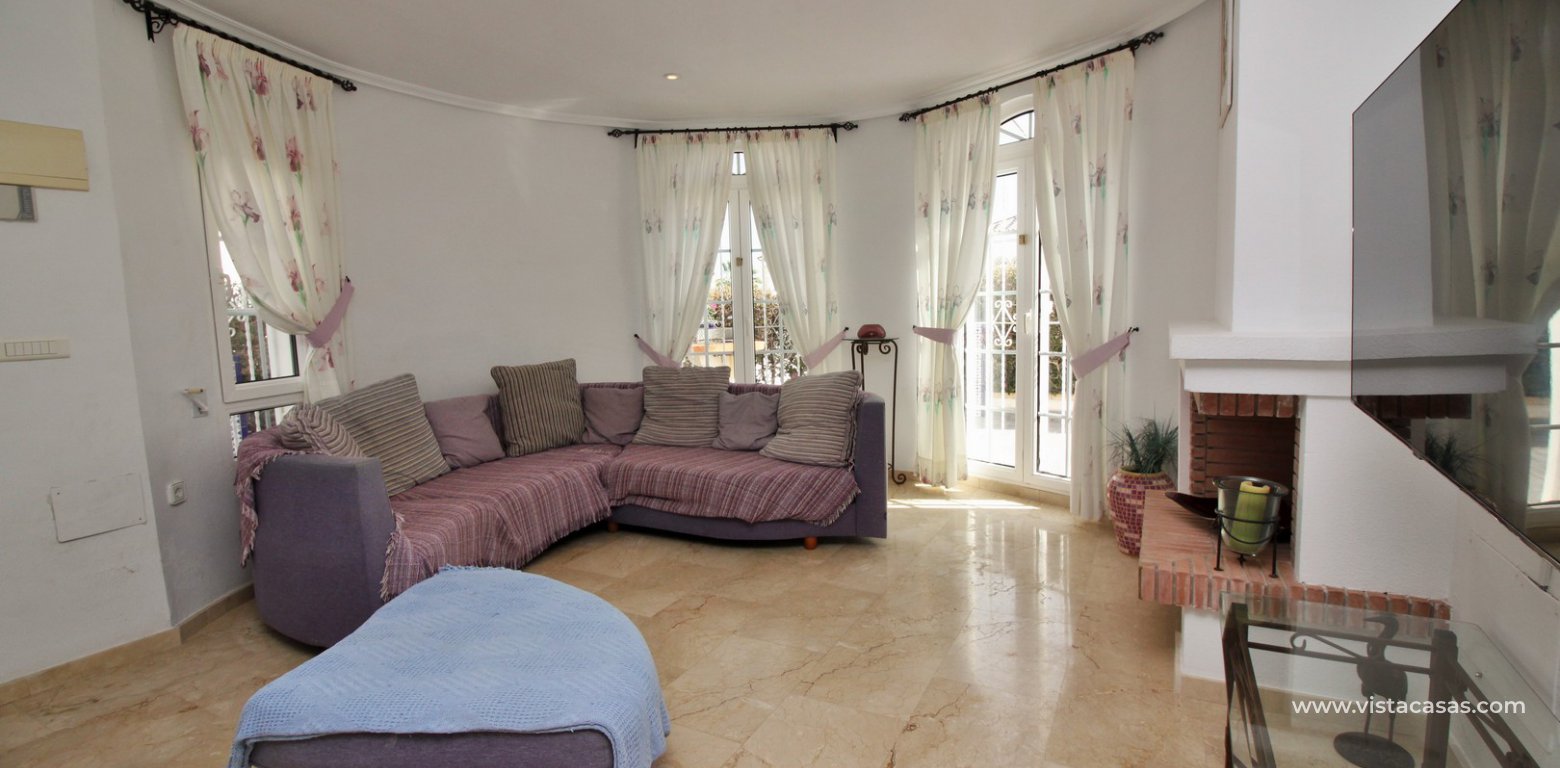 Villa with private pool for sale R3 Las Violetas Villamartin lounge