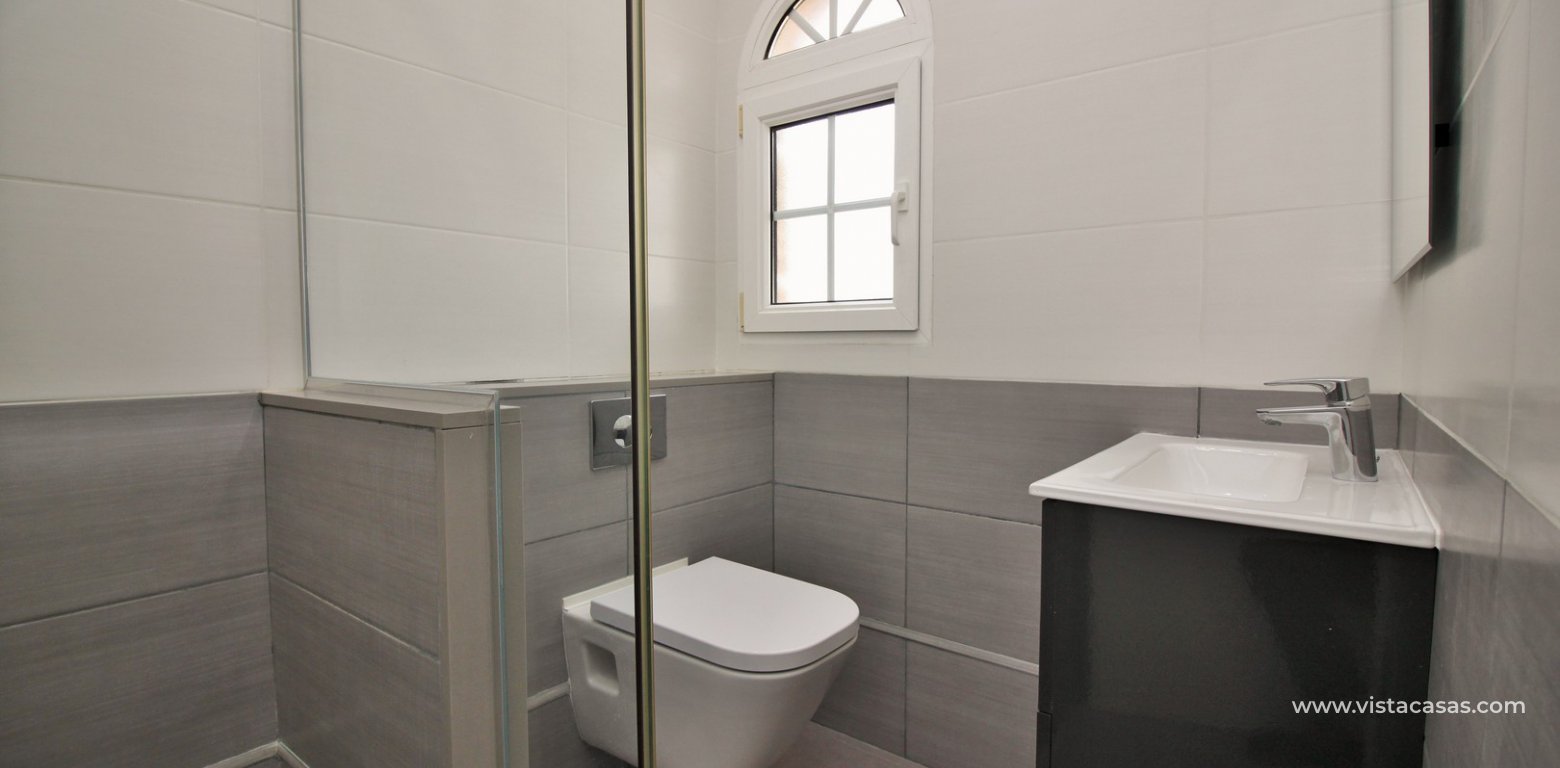 Villa with private pool for sale R3 Las Violetas Villamartin double bedroom ensuite