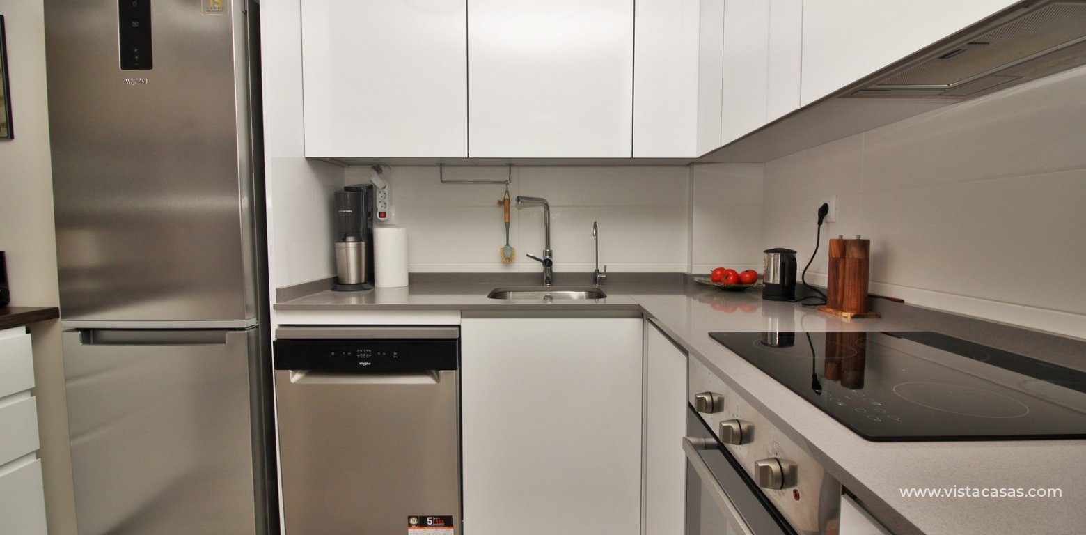 3 bedroom apartment for sale Green Hills Los Dolses kitchen 2