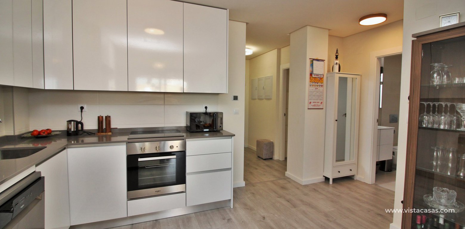 3 bedroom apartment for sale Green Hills Los Dolses American style kitchen