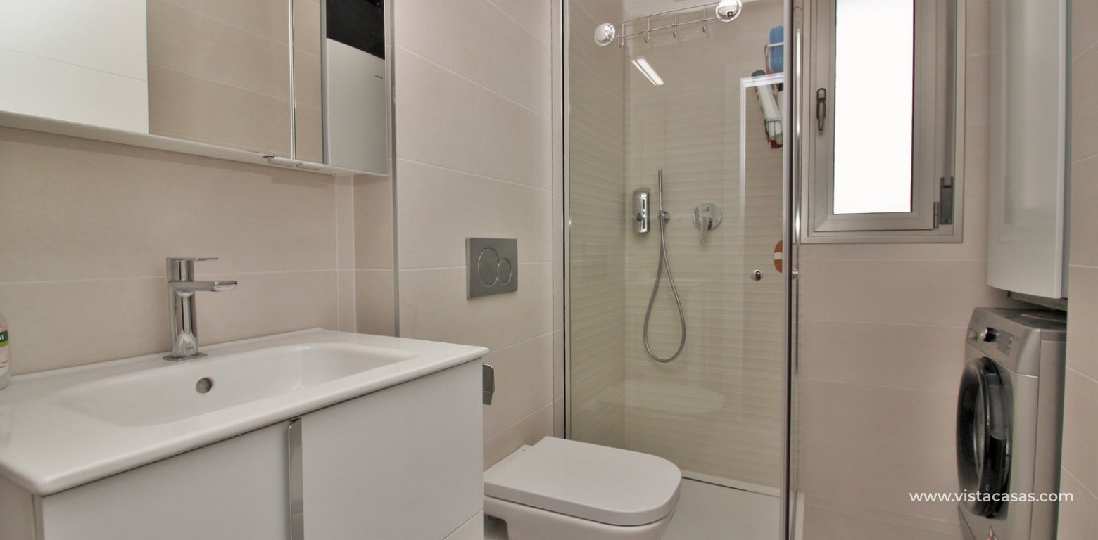 3 bedroom apartment for sale Green Hills Los Dolses bathroom