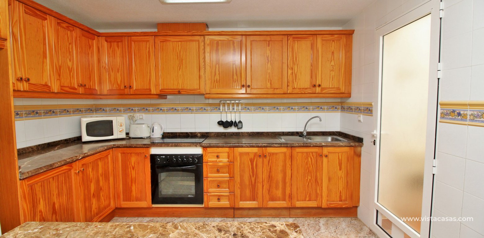 South facing ground floor apartment for sale in Villamartin kitchen 2