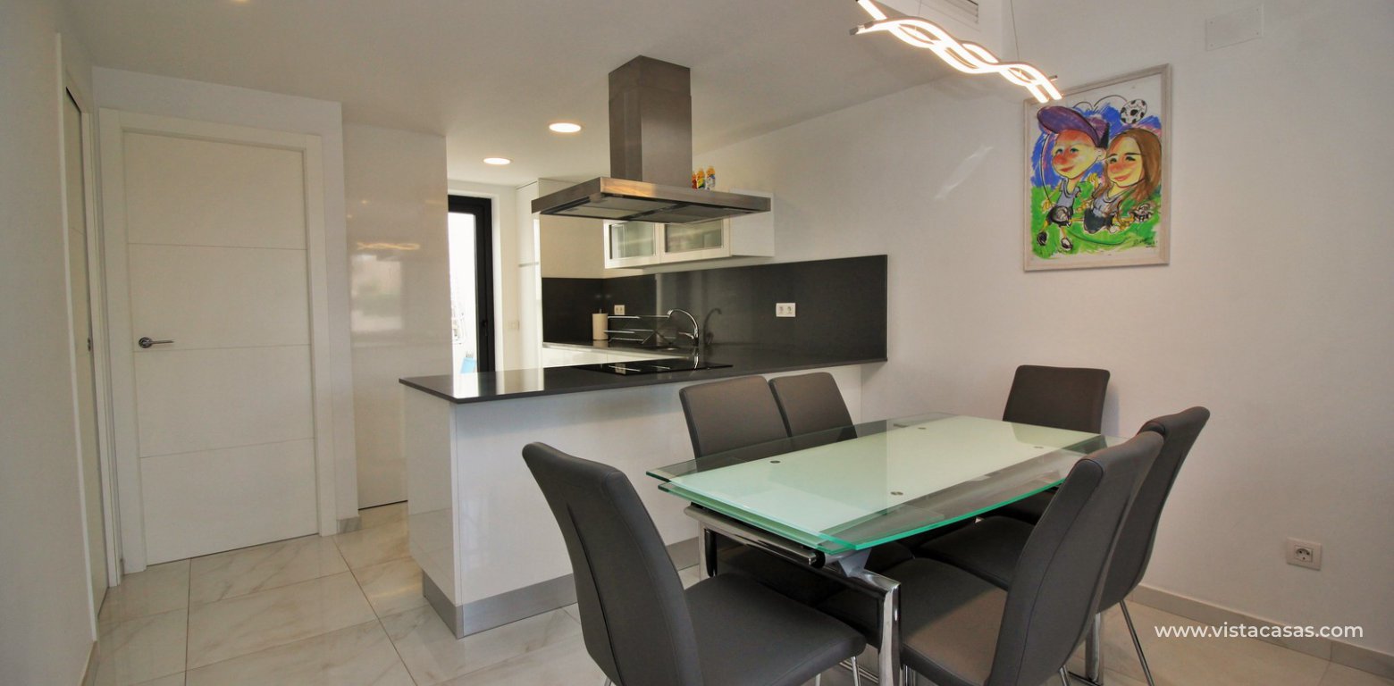 Townhouse for sale El Manantial Los Dolses dining area