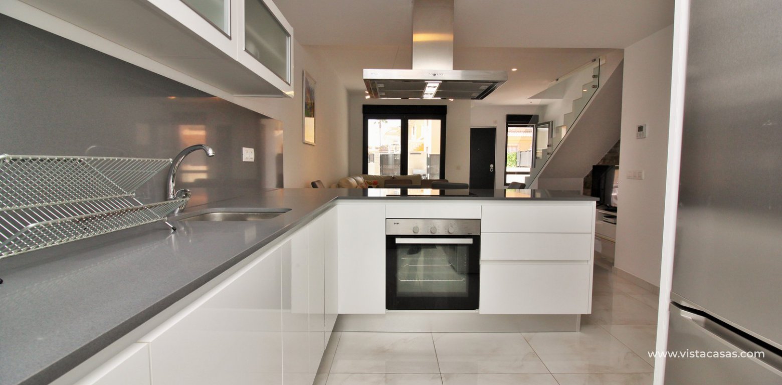 Townhouse for sale El Manantial Los Dolses kitchen 4