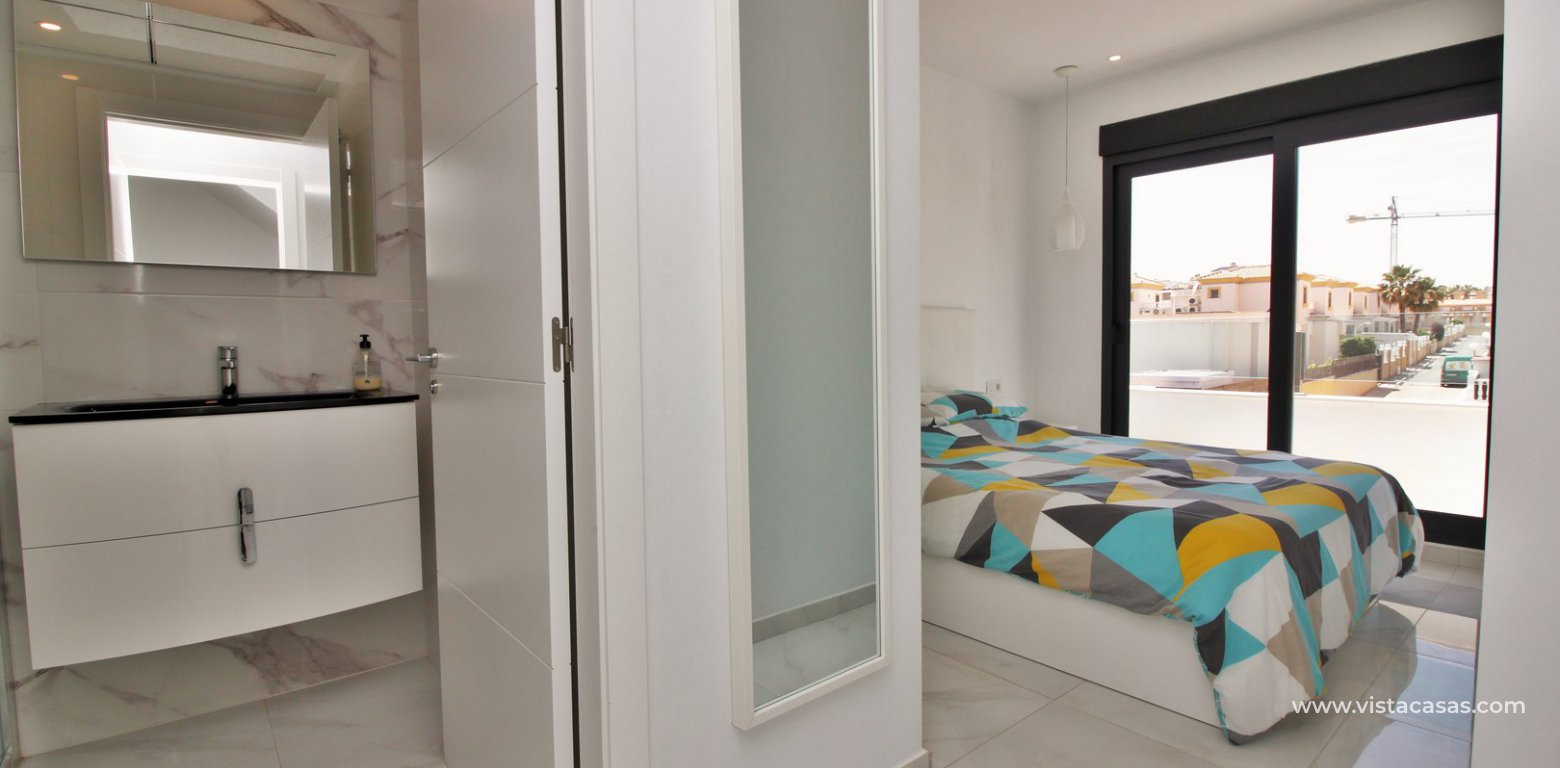 Townhouse for sale El Manantial Los Dolses master bedroom entrance