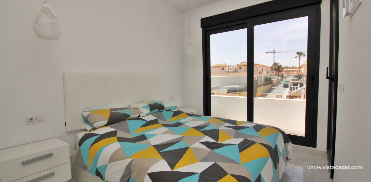 Townhouse for sale El Manantial Los Dolses master bedroom