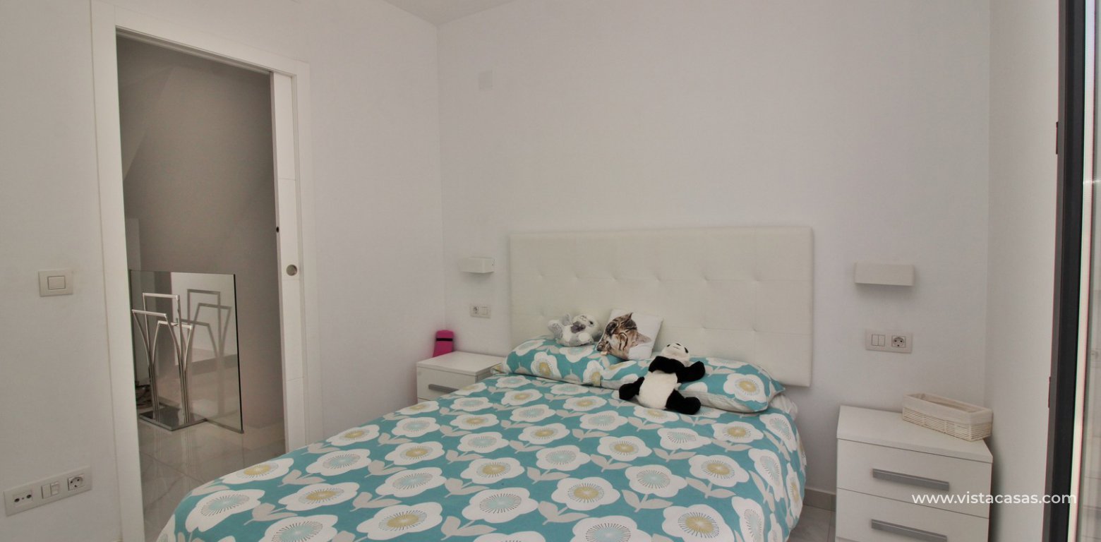 Townhouse for sale El Manantial Los Dolses double bedroom