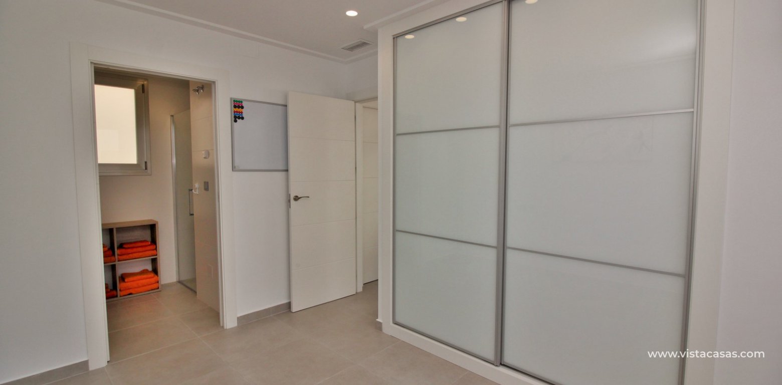 Venta - Chalet - Villamartin