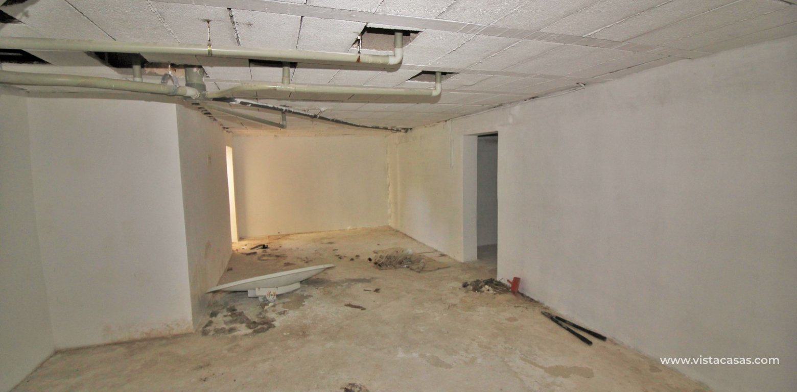 Detached villa for sale overlooking the golf course Fortuna II Villamartin underbuild