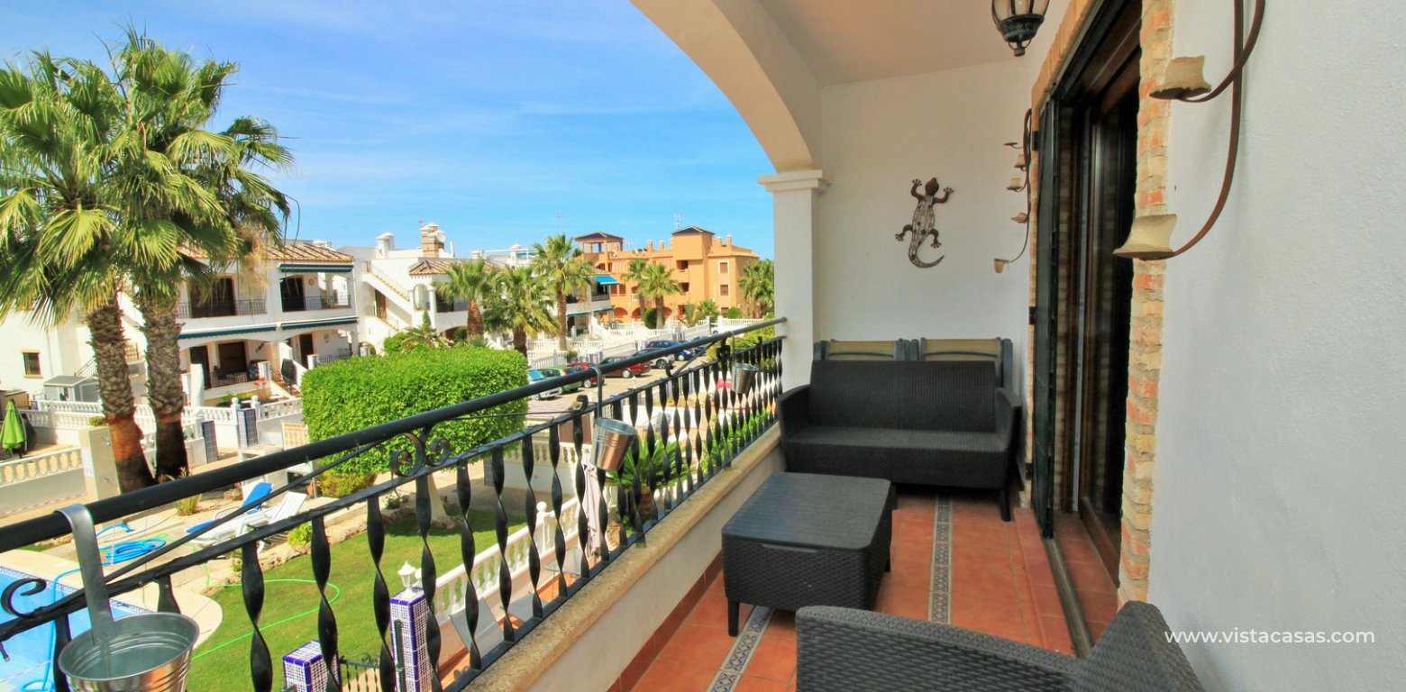Top floor apartment overlooking the pool for sale M3 Pau 8 Villamartin balcony