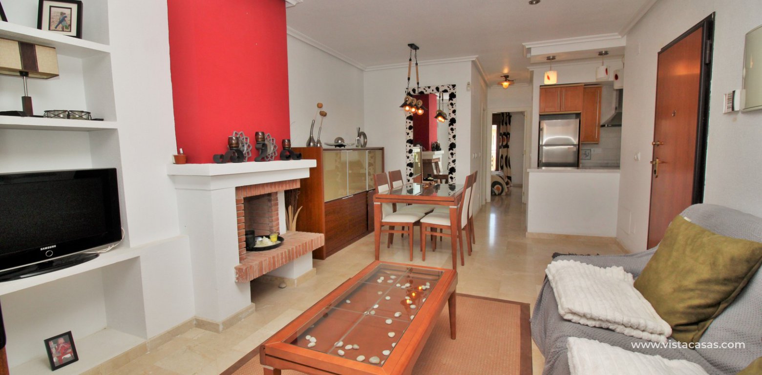 Top floor apartment overlooking the pool for sale M3 Pau 8 Villamartin lounge