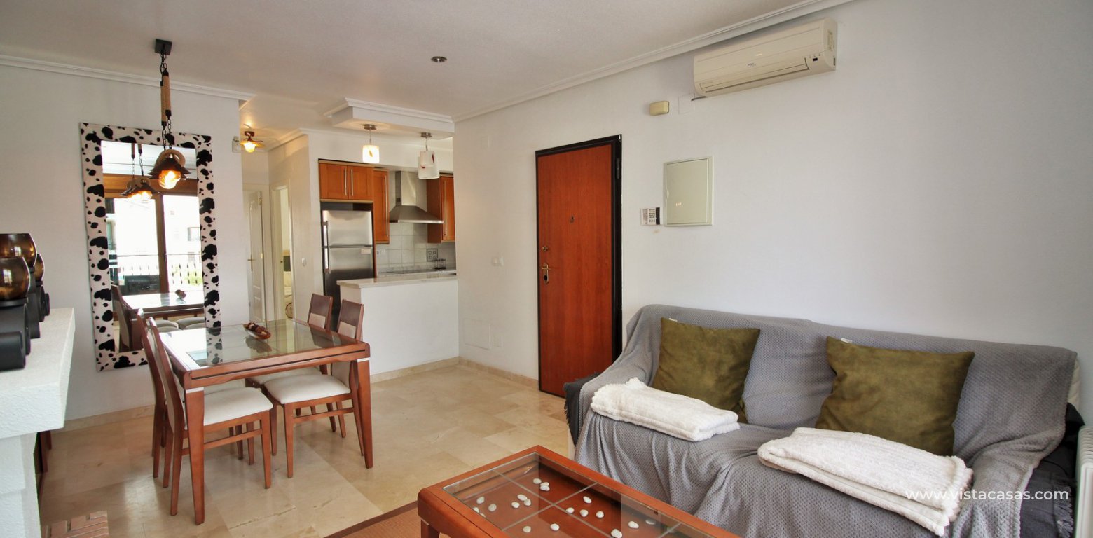 Top floor apartment overlooking the pool for sale M3 Pau 8 Villamartin lounge 2