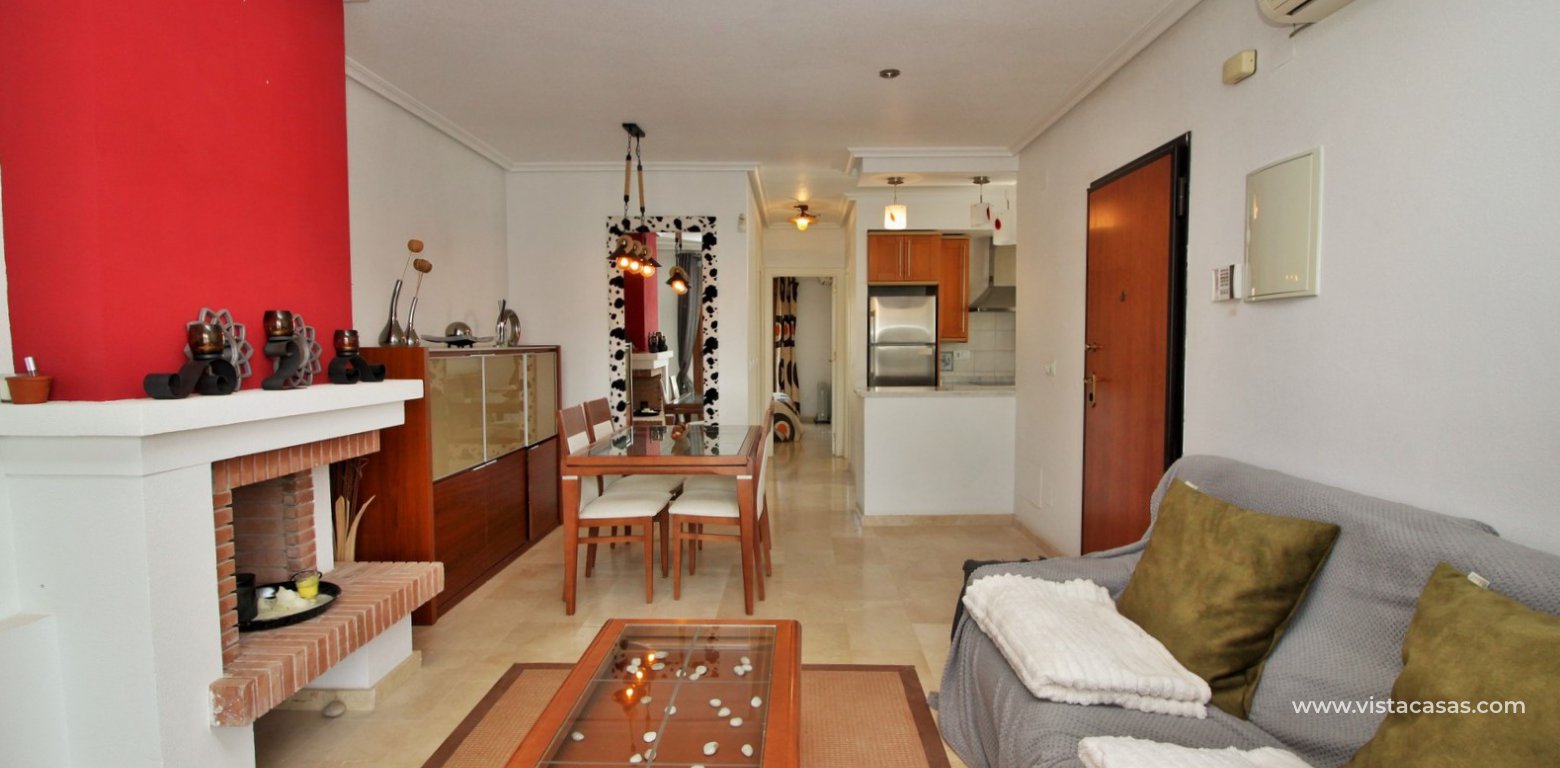 Top floor apartment overlooking the pool for sale M3 Pau 8 Villamartin lounge 3
