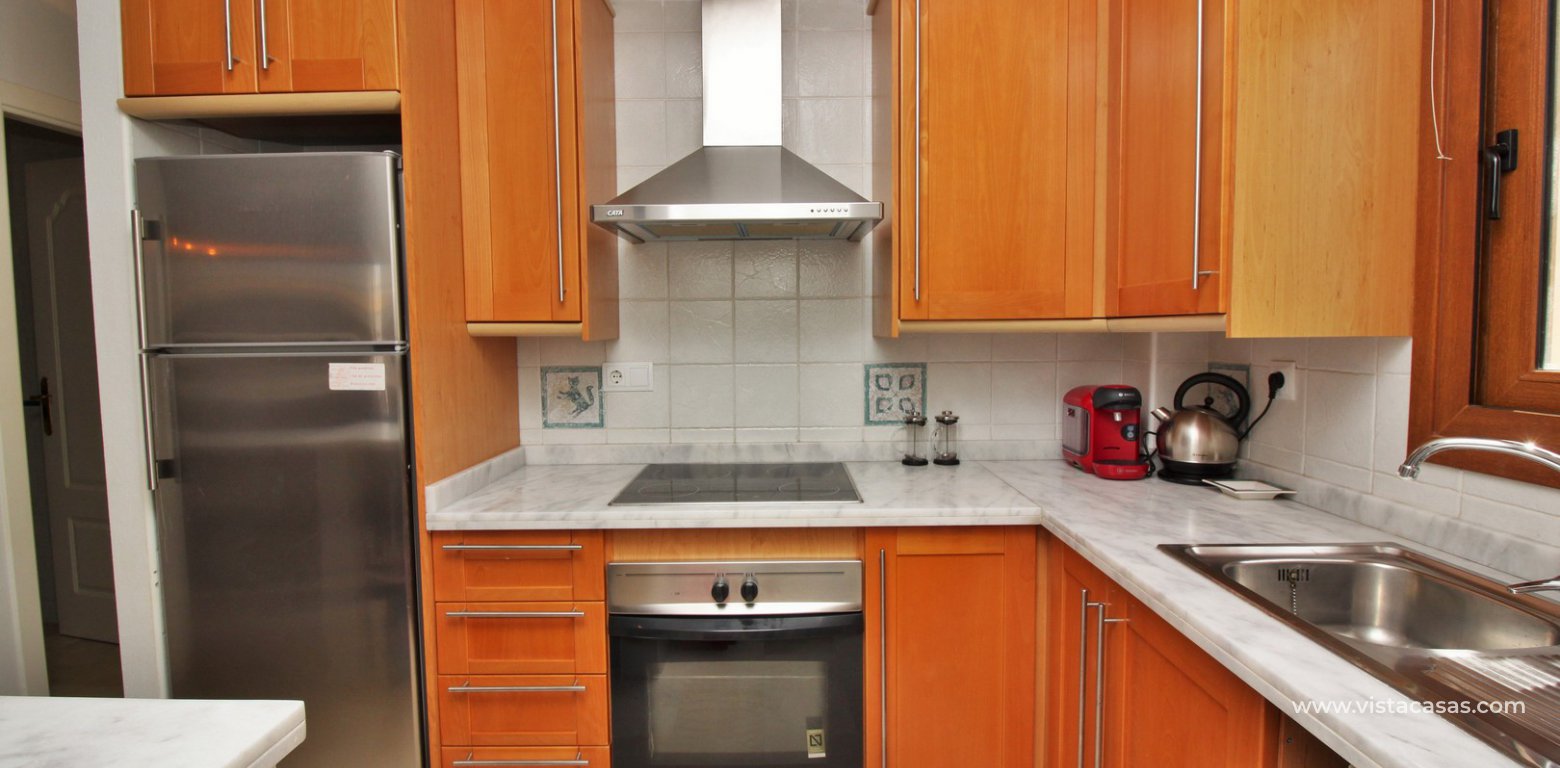 Top floor apartment overlooking the pool for sale M3 Pau 8 Villamartin kitchen 2