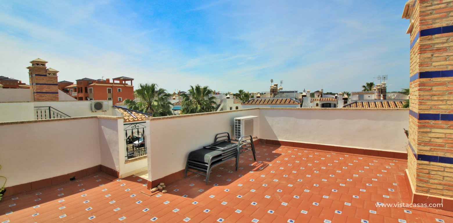 Top floor apartment overlooking the pool for sale M3 Pau 8 Villamartin solarium