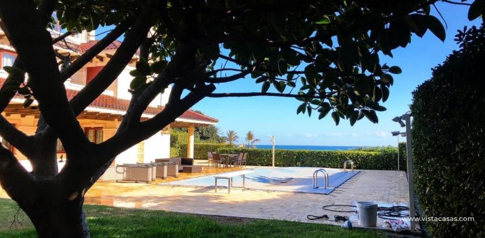 Sale - Villa - Cabo Roig