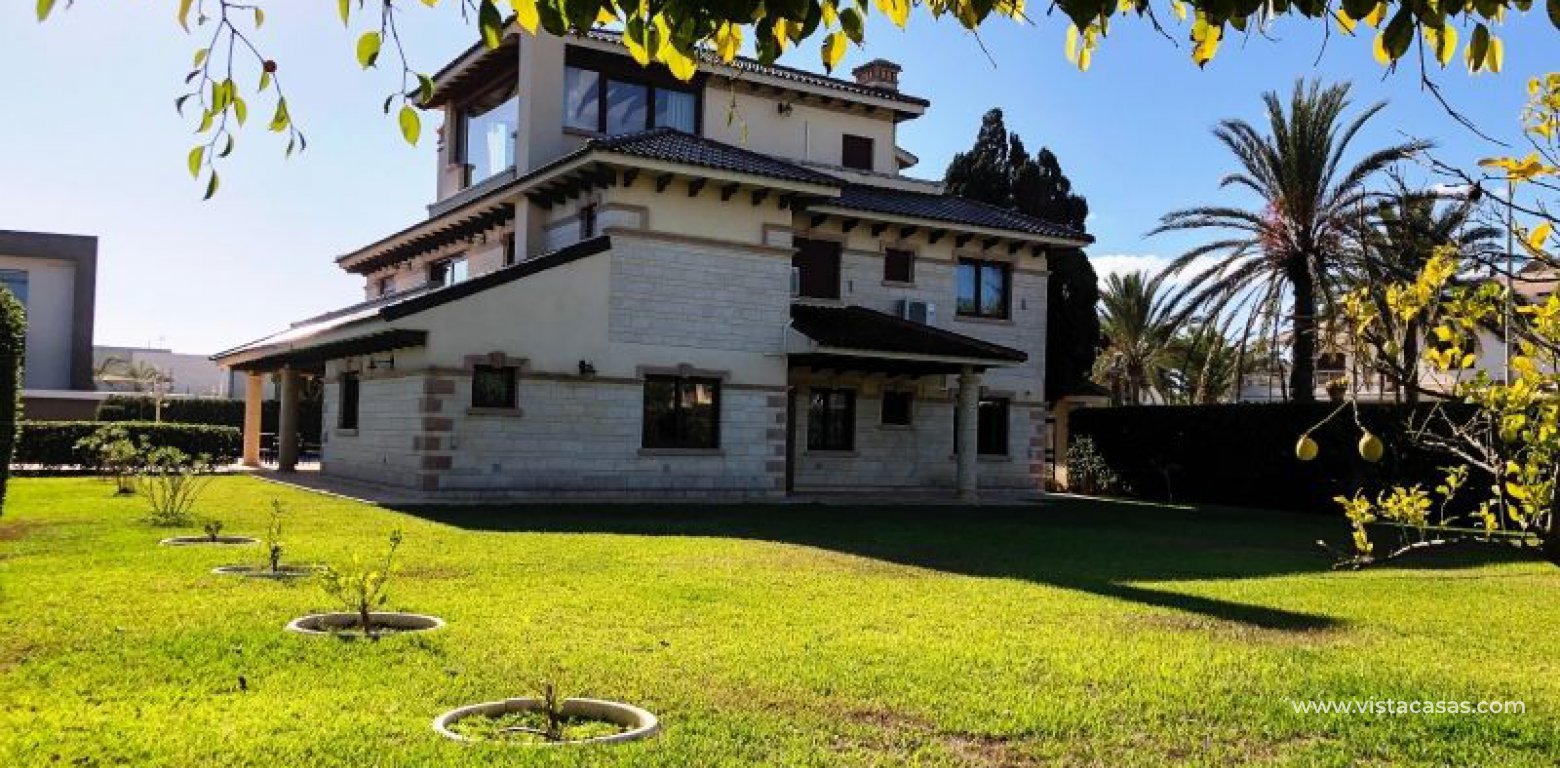 Sale - Villa - Cabo Roig