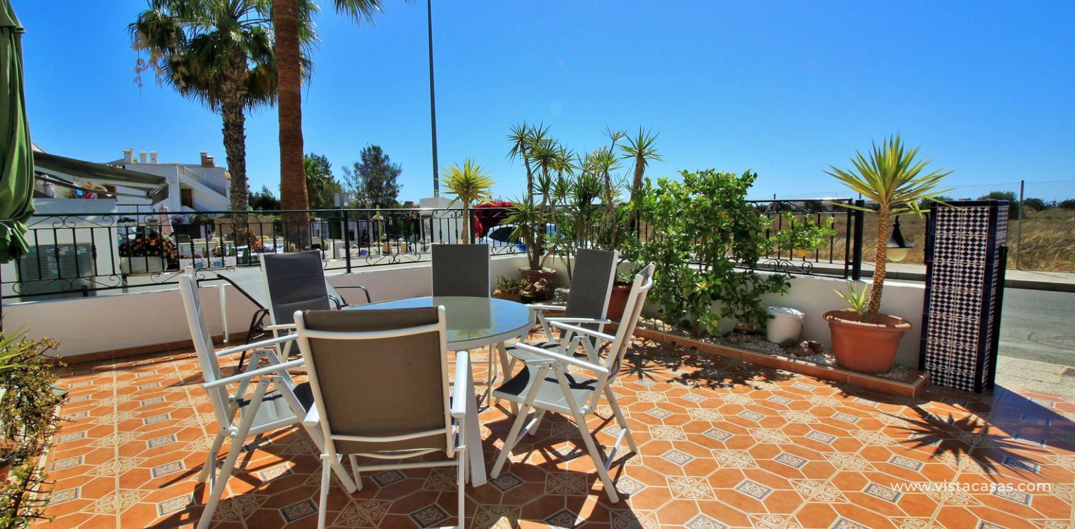 South facing ground floor apartment for sale Pau 8 Villamartin front garden