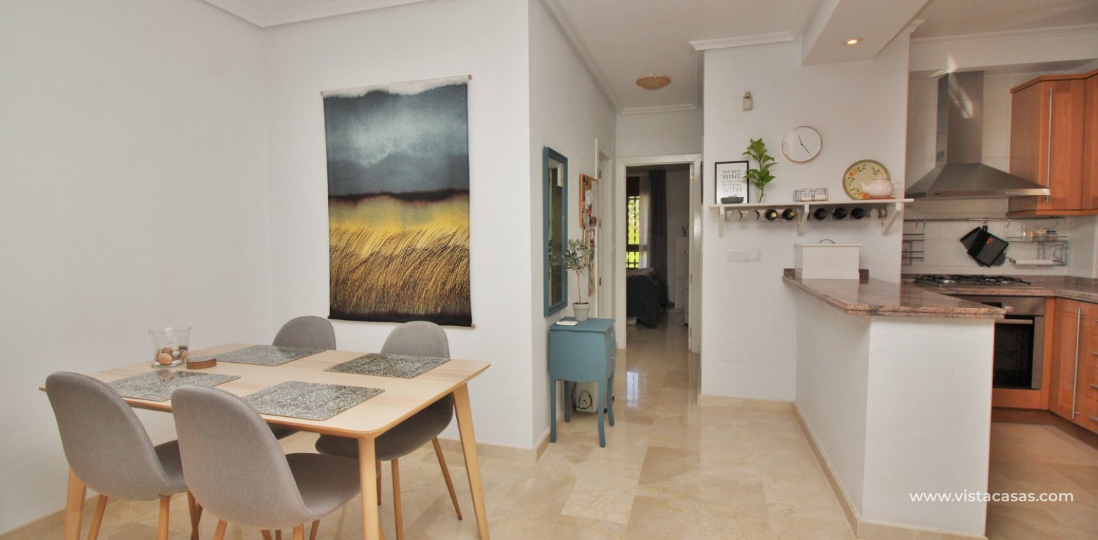 South facing ground floor apartment for sale Pau 8 Villamartin dining area