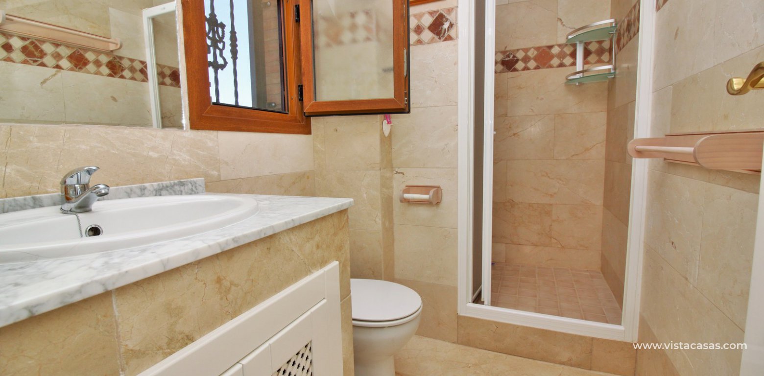 South facing ground floor apartment for sale Pau 8 Villamartin en-suite