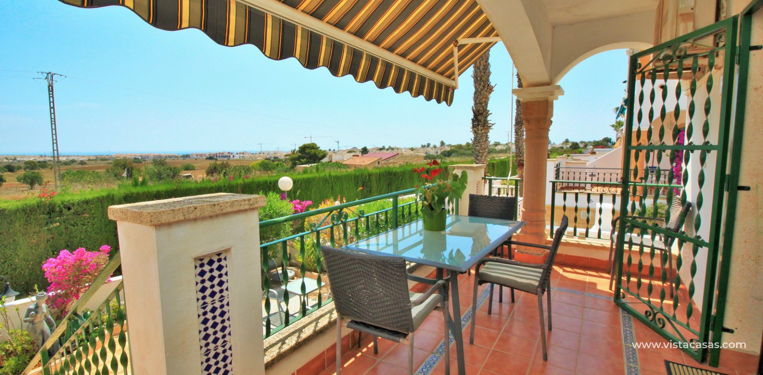 Ground floor apartment for sale R4 Las Violetas Villamartin raised terrace