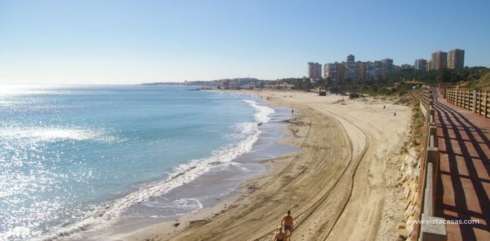 Resale - Villa - Villamartin - Los Dolses