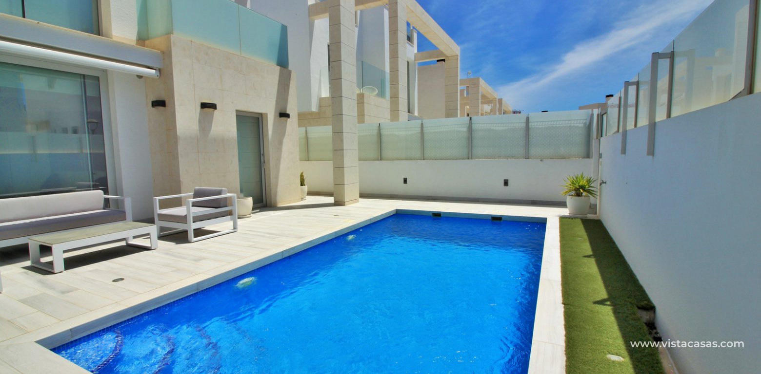 Sale - Villa - Cabo Roig