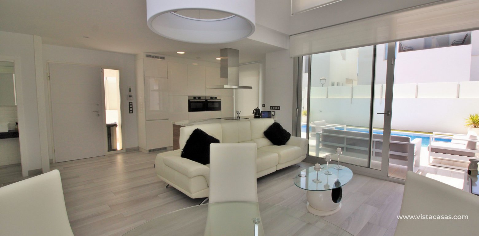 Sale - Villa - Cabo Roig