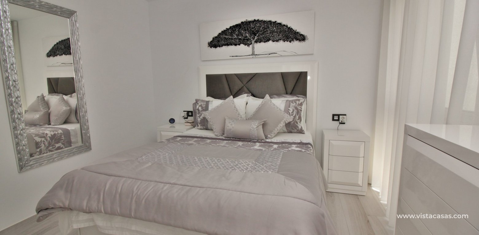 Sale - Villa - Cabo Roig
