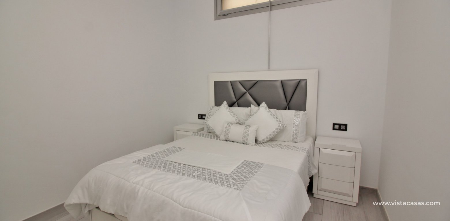 Sale - Villa - Cabo Roig