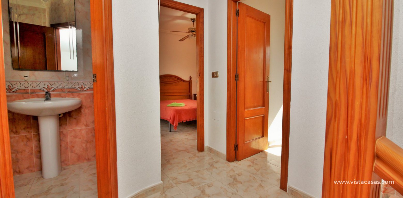 Detached villa with garage for sale Pinada Golf I Villamartin landing