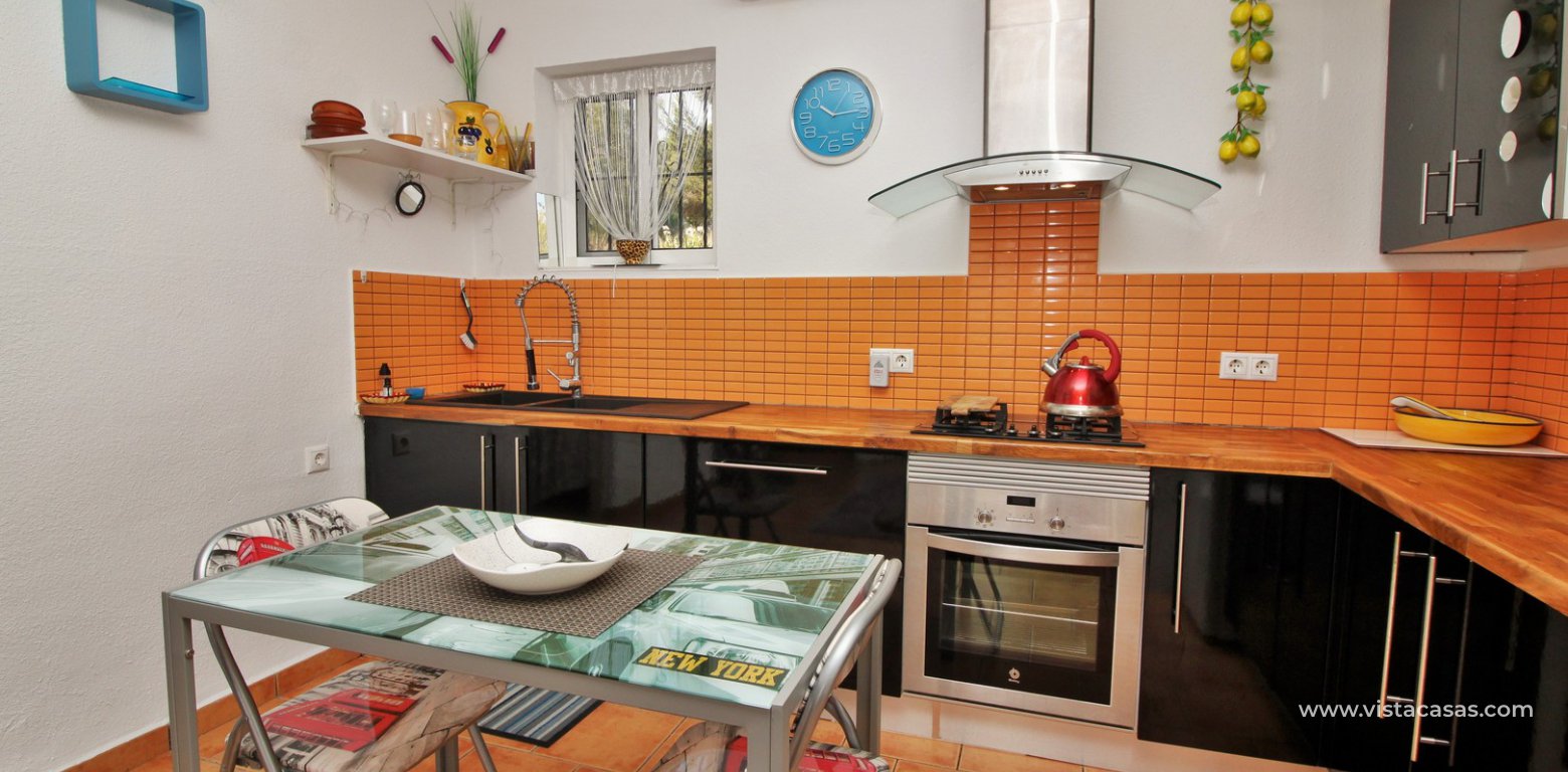 Renovated bungalow for sale Villamartin kitchen diner