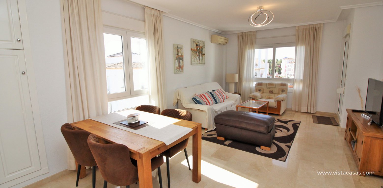 Penthouse corner apartment for sale in Las Violetas Villamartin dinig 2