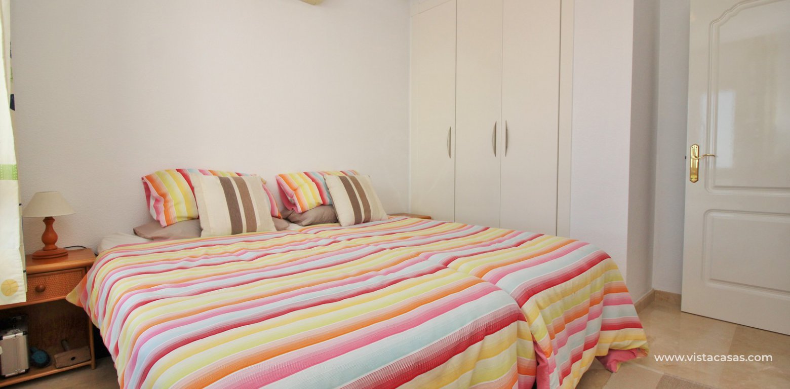 Penthouse corner apartment for sale in Las Violetas Villamartin bedroom 1