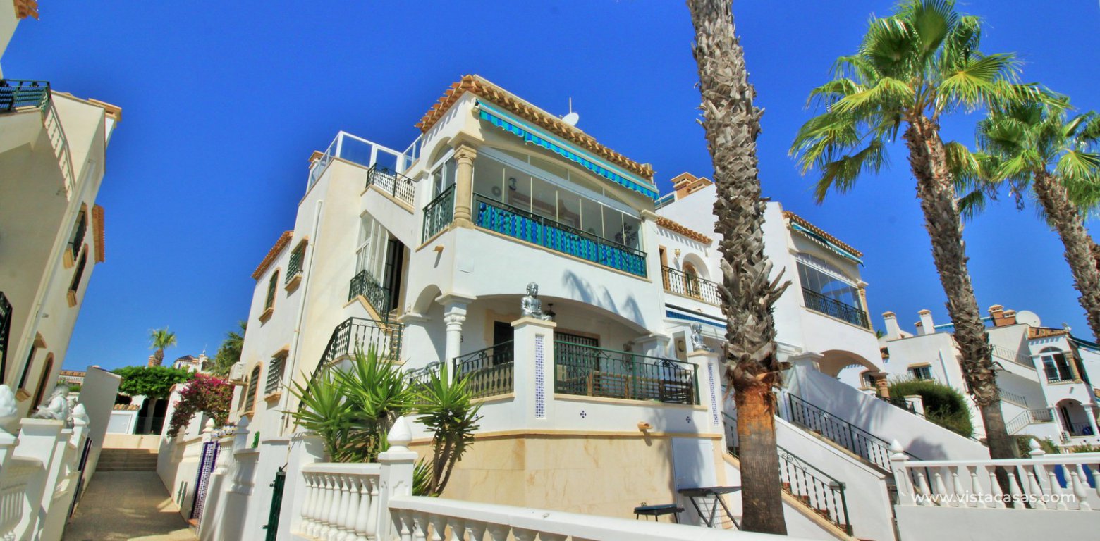 Top floor apartment for sale R4 Las Violetas Villamartin exterior