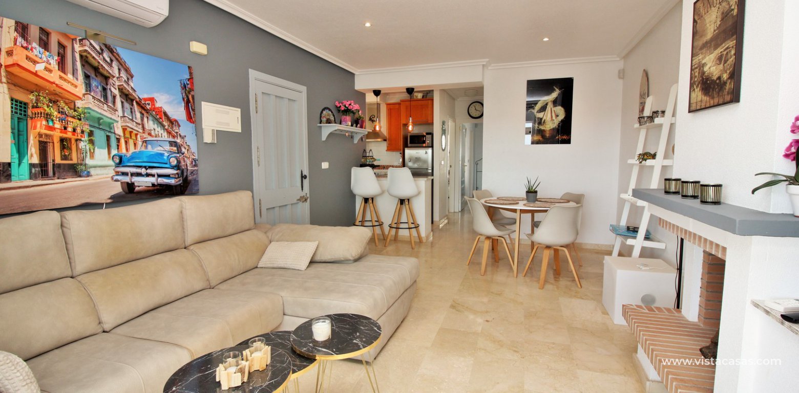 Top floor apartment for sale R4 Las Violetas Villamartin lounge