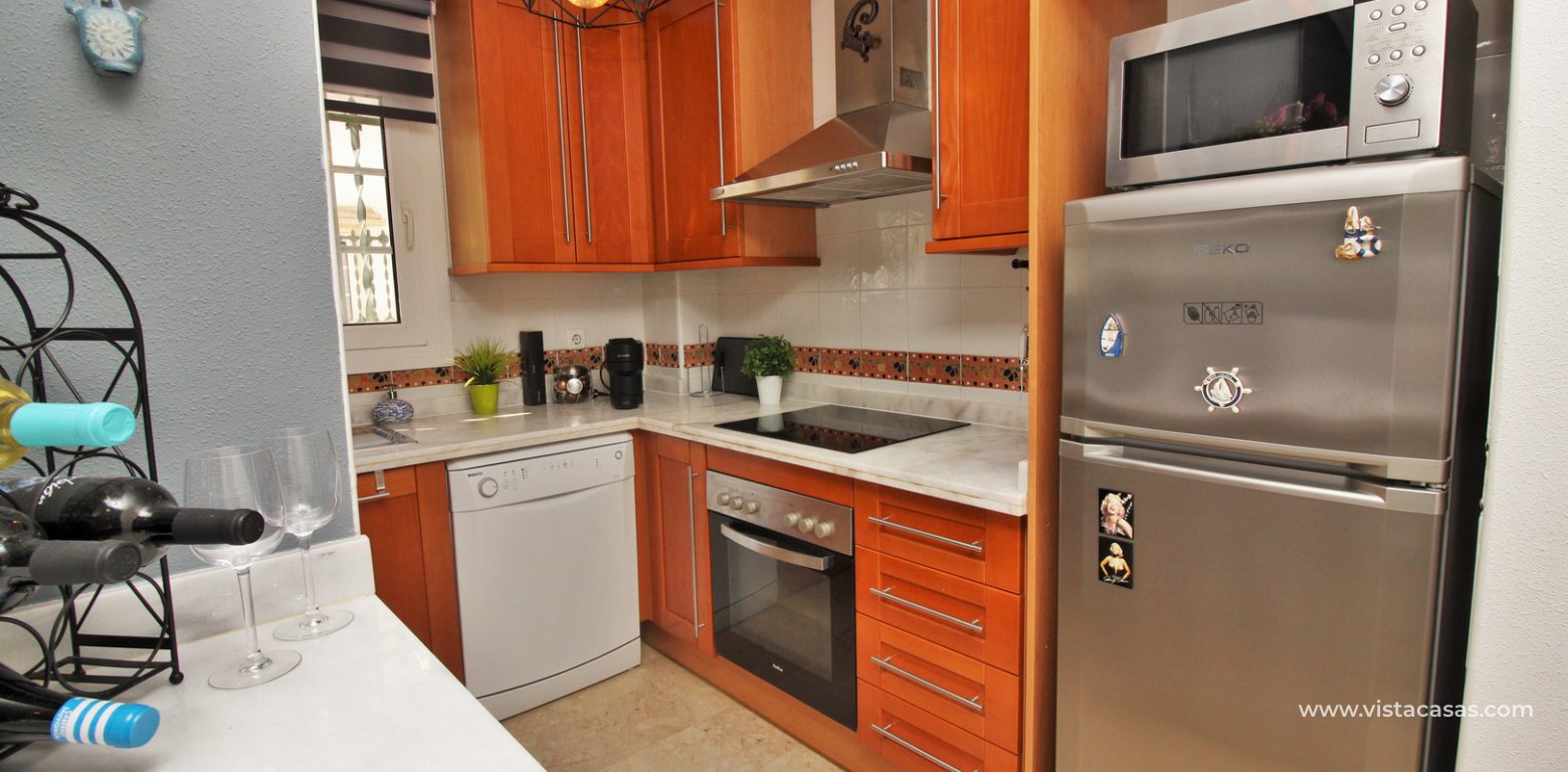 Top floor apartment for sale R4 Las Violetas Villamartin kitchen