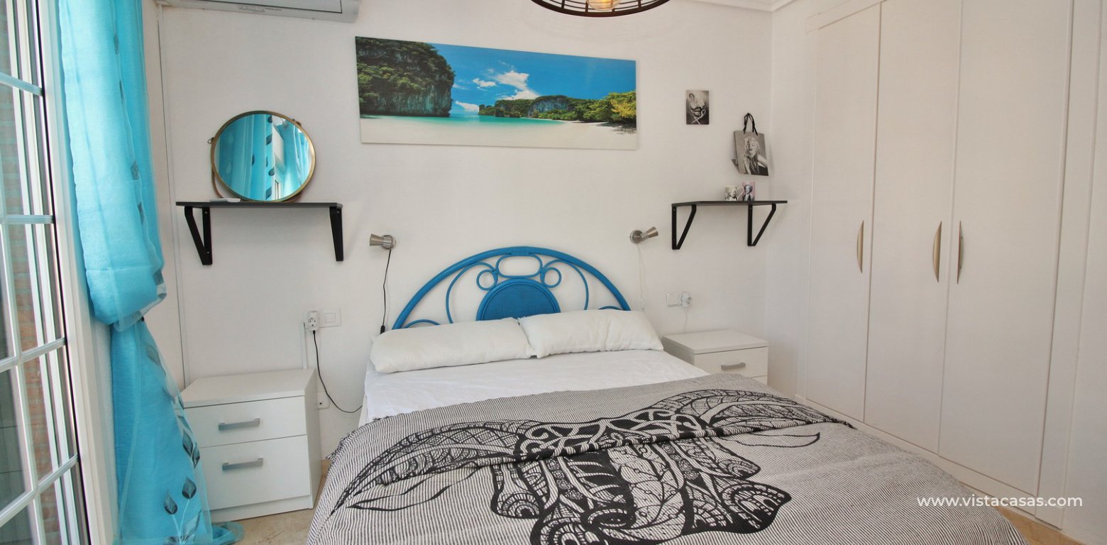 Top floor apartment for sale R4 Las Violetas Villamartin master bedroom fitted wardrobes