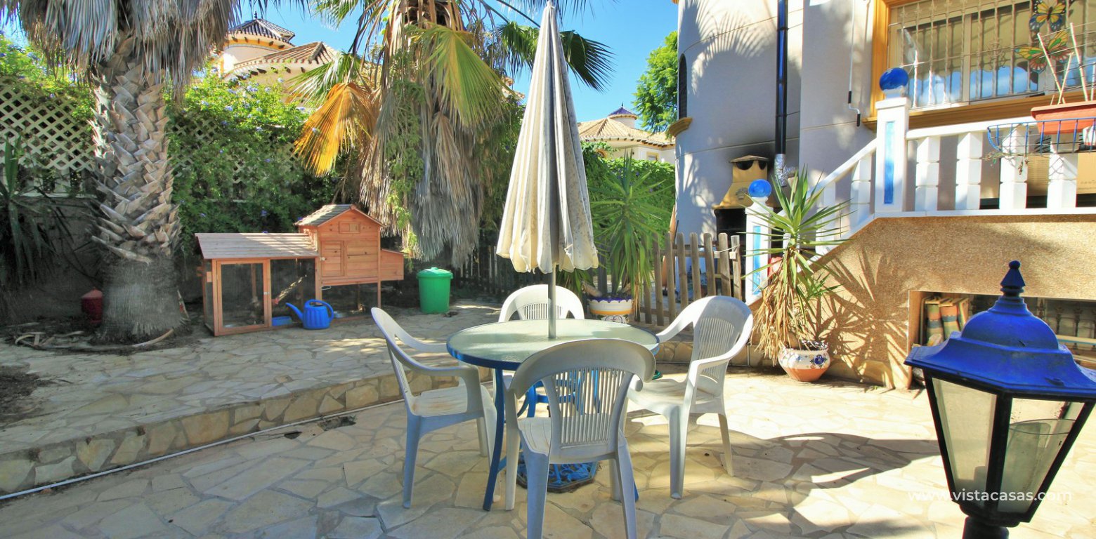 Detached villa for sale Pinada Golf Villamartin garden 2