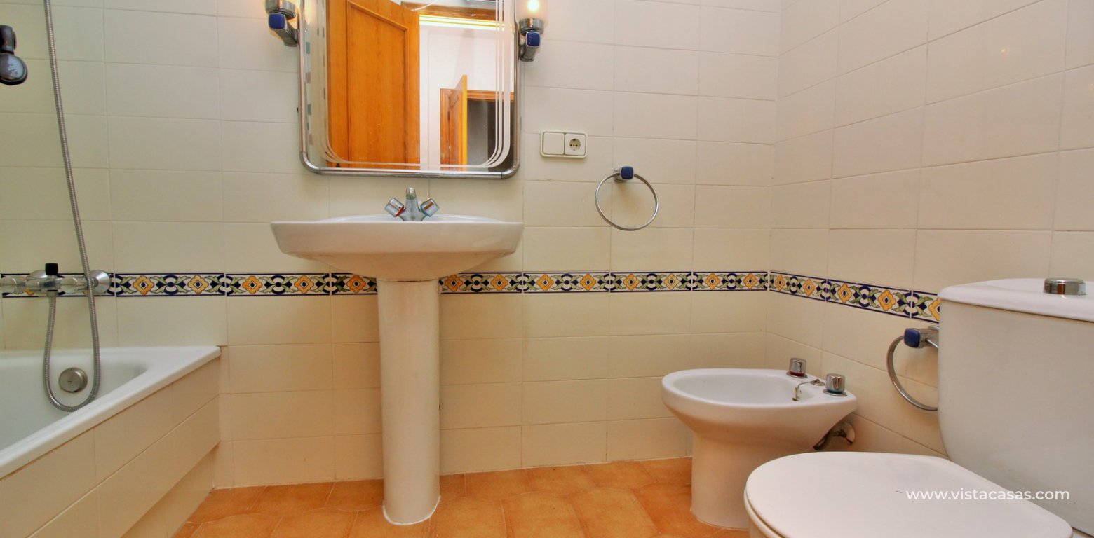 Apartment for sale in the Villamartin Plaza ensuite