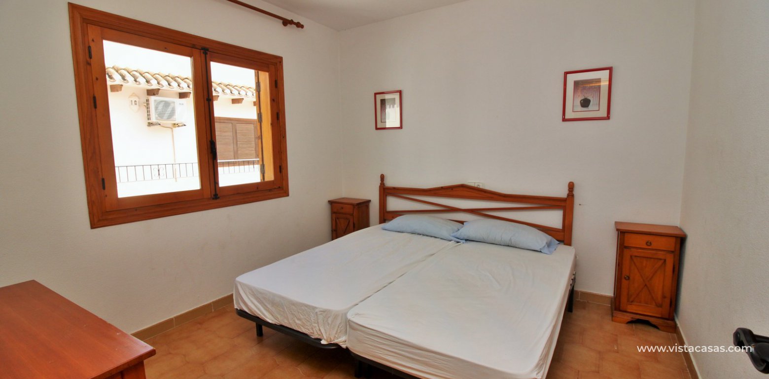 Apartment for sale in the Villamartin Plaza double bedroom