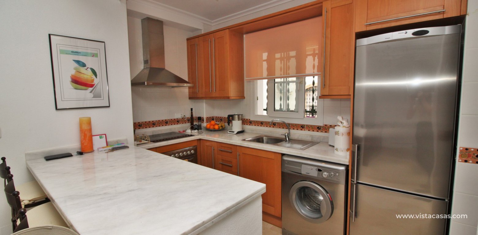 Ground floor apartment for sale R3 Las Violetas Villamartin kitchen