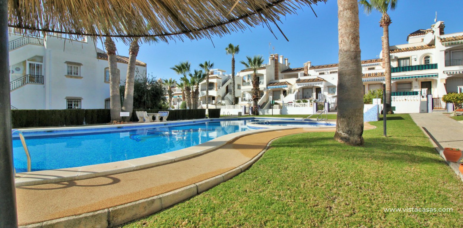 Ground floor apartment for sale R3 Las Violetas Villamartin communal pool